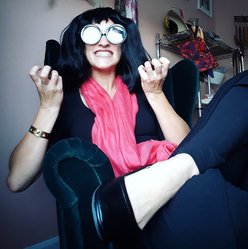 Meet your Posher, Edna.